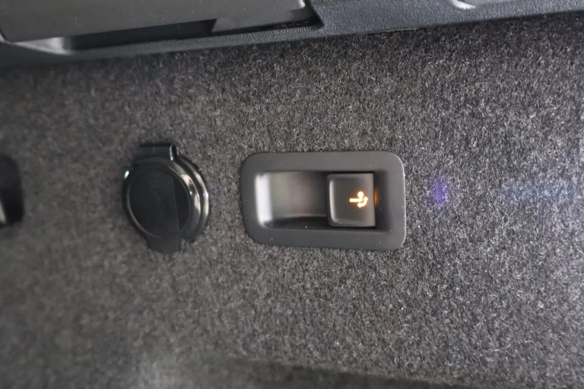 1.5 TSI 204pk PHEV Business Edition | SoH 100% | Trekhaak Wegklapbaar | Stoel/Achterbank/Stuurverwarming | Achteruitrijcamera