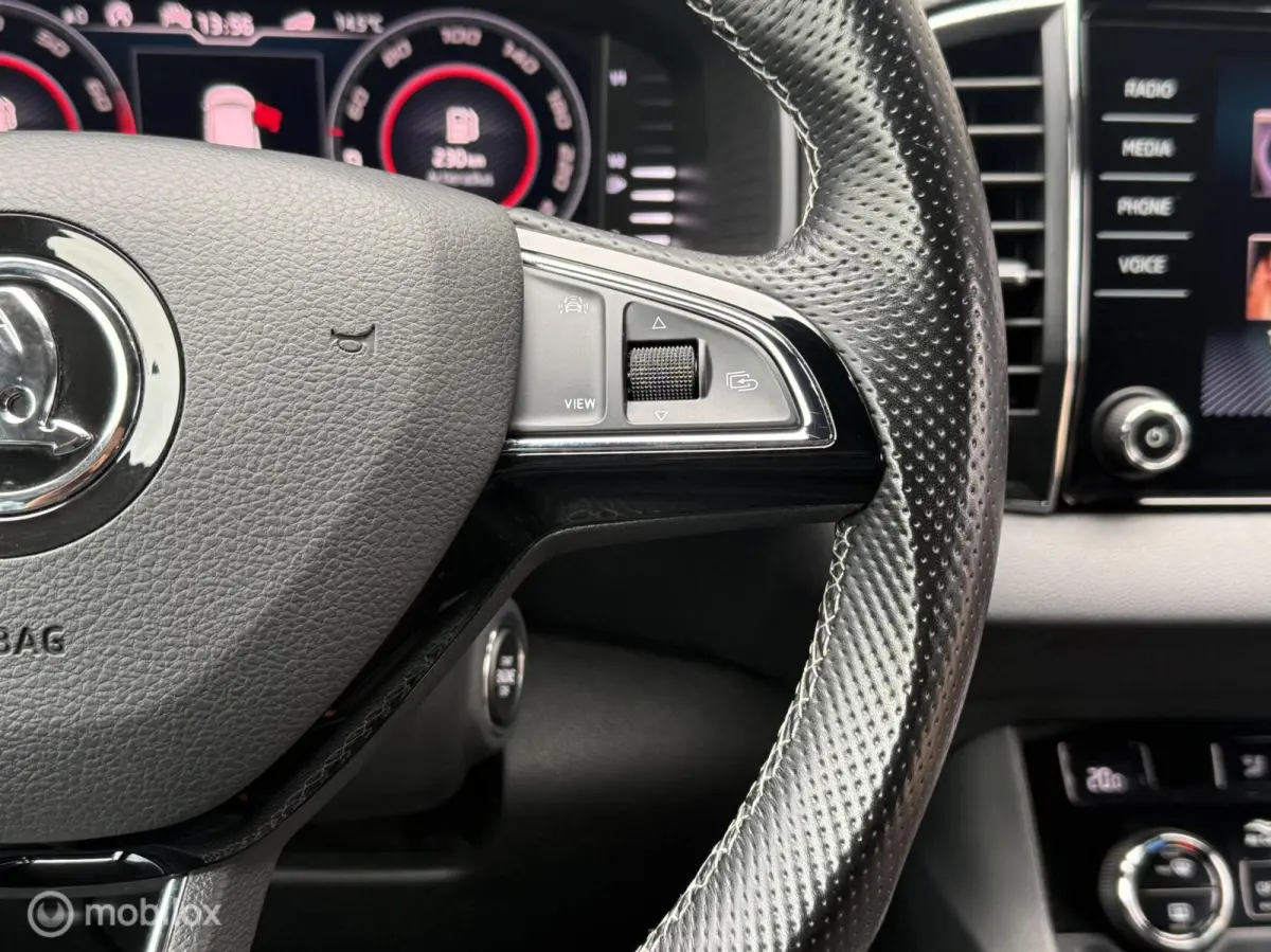 1.5 TSI ACT Sportline Virtual Bucket Seats Navi Carplay ACC Camera