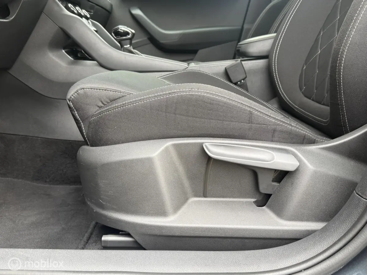 1.5 TSI ACT Sportline Virtual Bucket Seats Navi Carplay ACC Camera