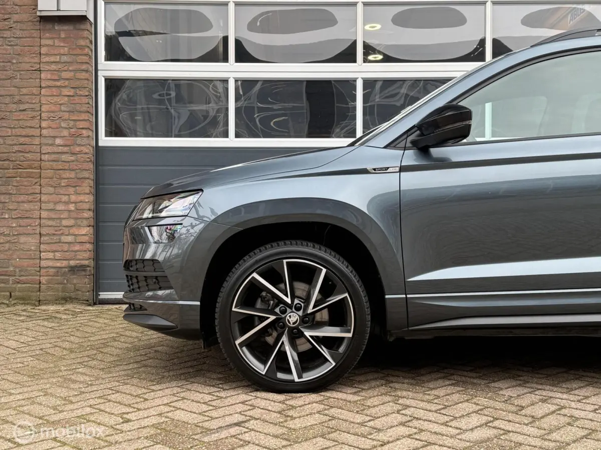 1.5 TSI ACT Sportline Virtual Bucket Seats Navi Carplay ACC Camera