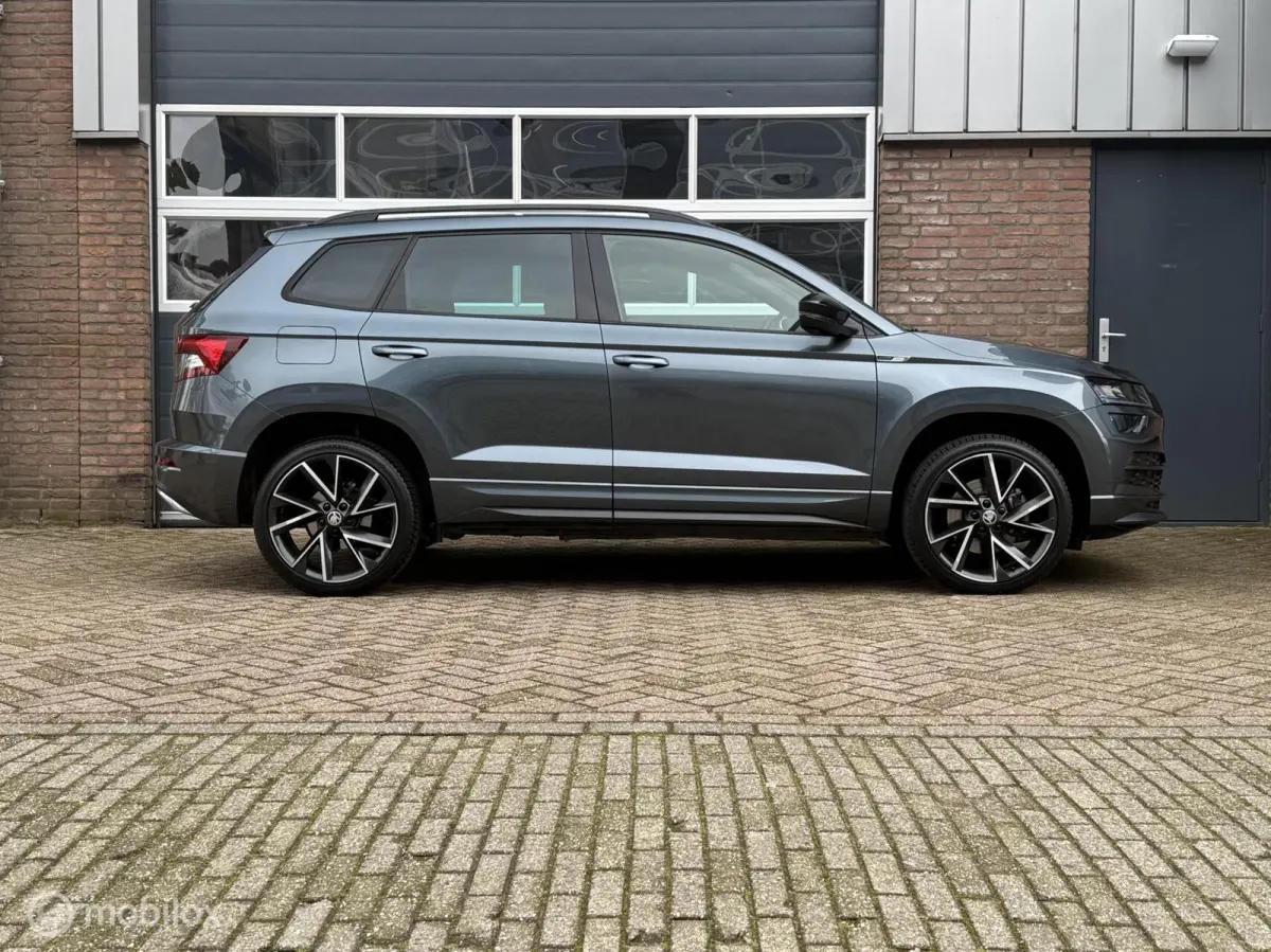 1.5 TSI ACT Sportline Virtual Bucket Seats Navi Carplay ACC Camera