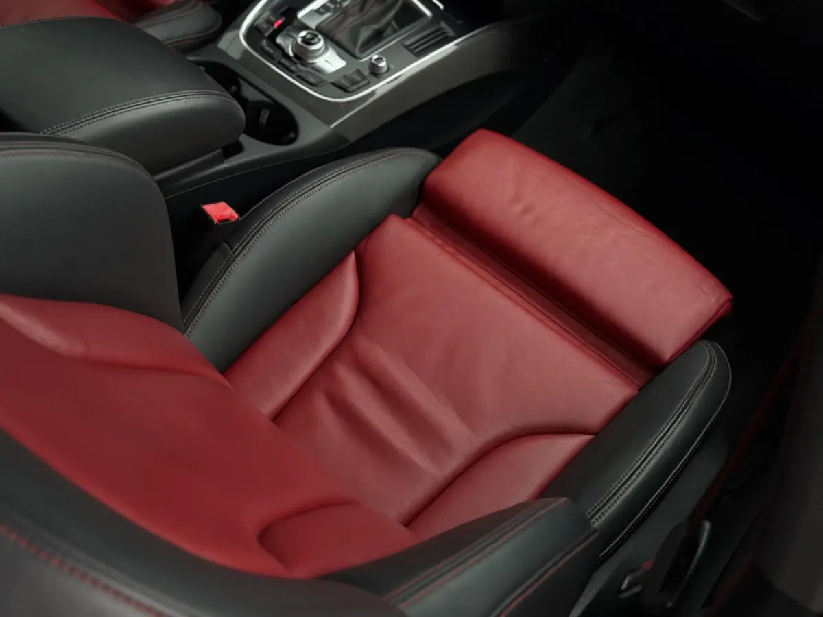 3.0 TDI SQ5 Quattro / B&O / Dodehoek / Pano / Exclusive Interior / Adaptive / Standkachel /