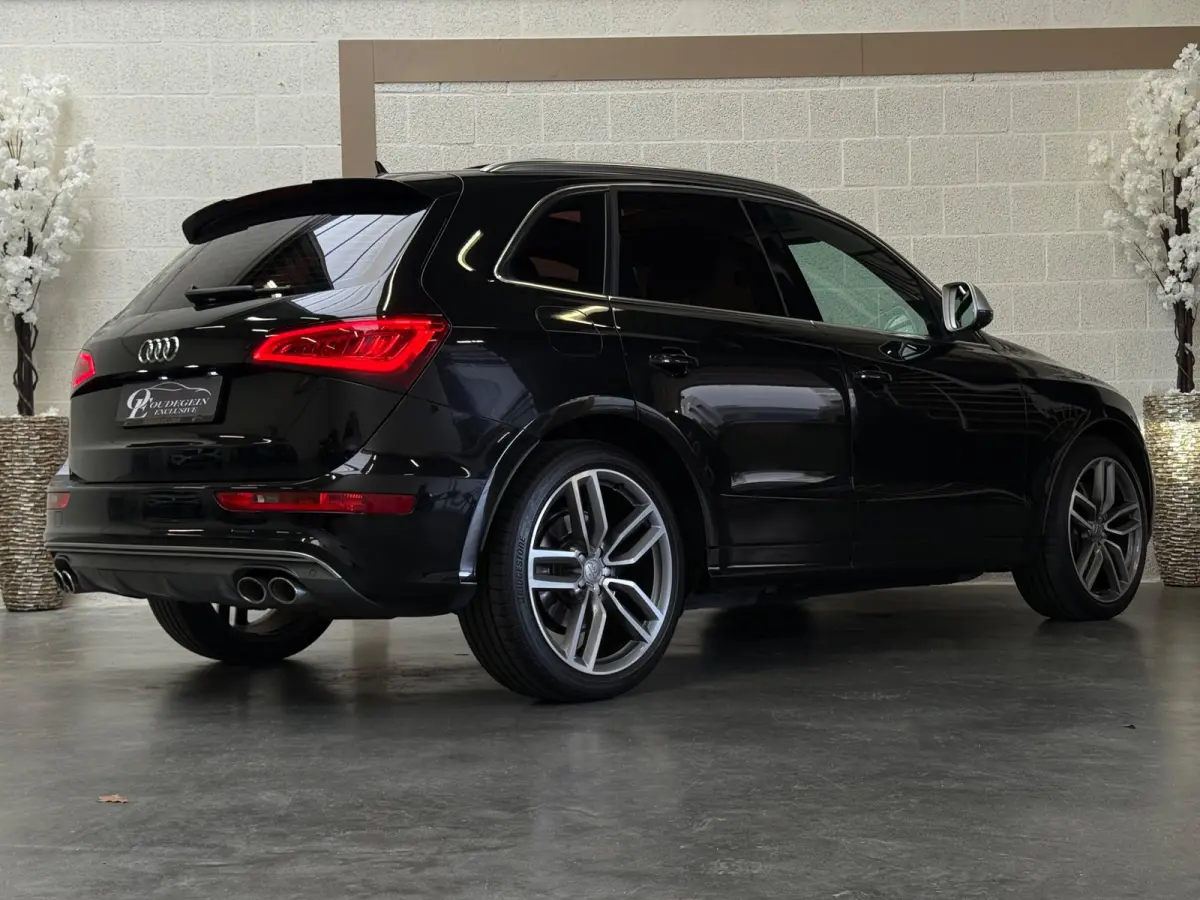 3.0 TDI SQ5 Quattro / B&O / Dodehoek / Pano / Exclusive Interior / Adaptive / Standkachel /