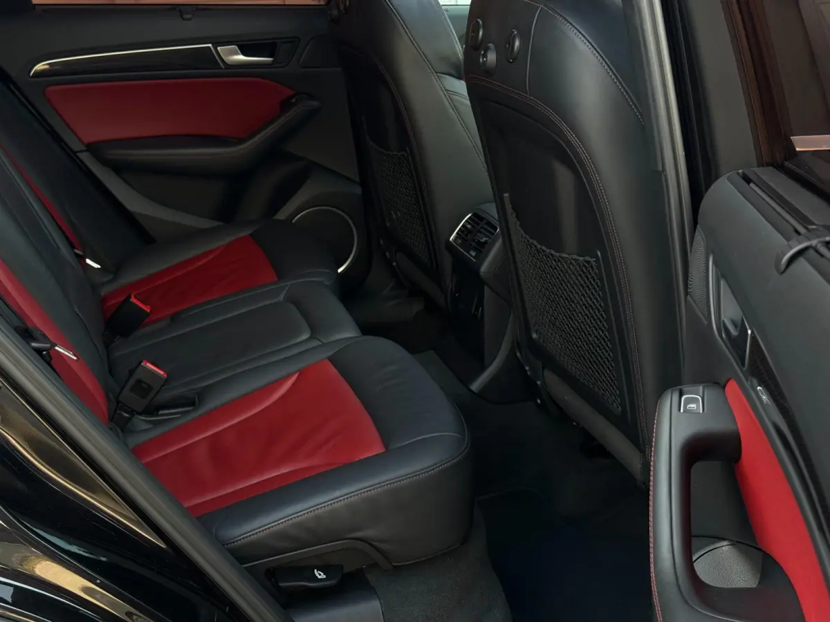 3.0 TDI SQ5 Quattro / B&O / Dodehoek / Pano / Exclusive Interior / Adaptive / Standkachel /