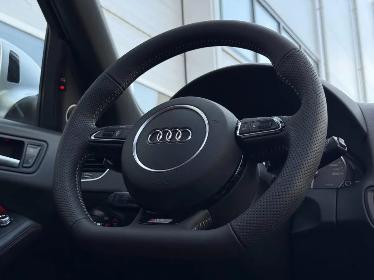 3.0 TDI SQ5 Quattro / B&O / Dodehoek / Pano / Exclusive Interior / Adaptive / Standkachel /