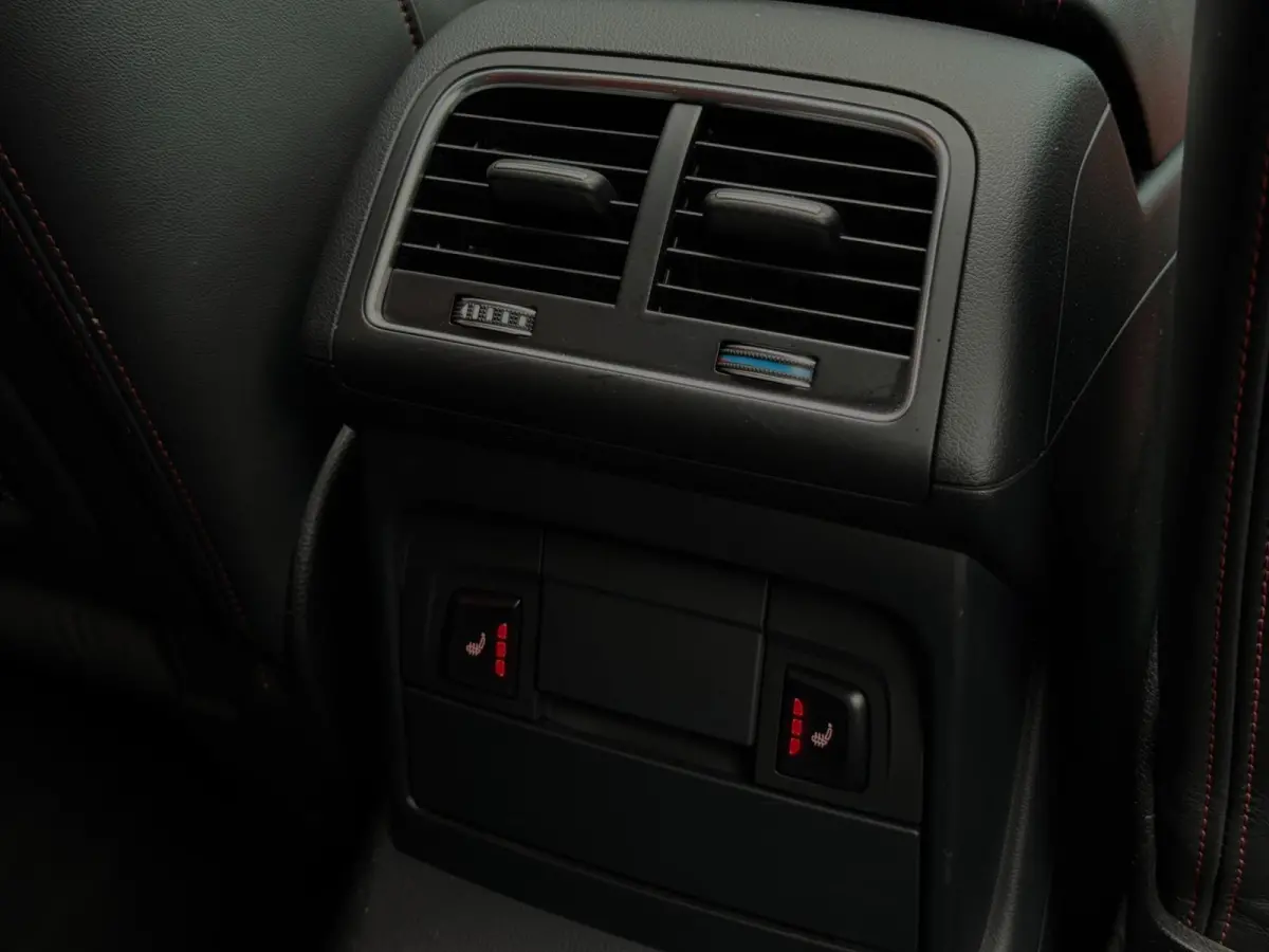 3.0 TDI SQ5 Quattro / B&O / Dodehoek / Pano / Exclusive Interior / Adaptive / Standkachel /