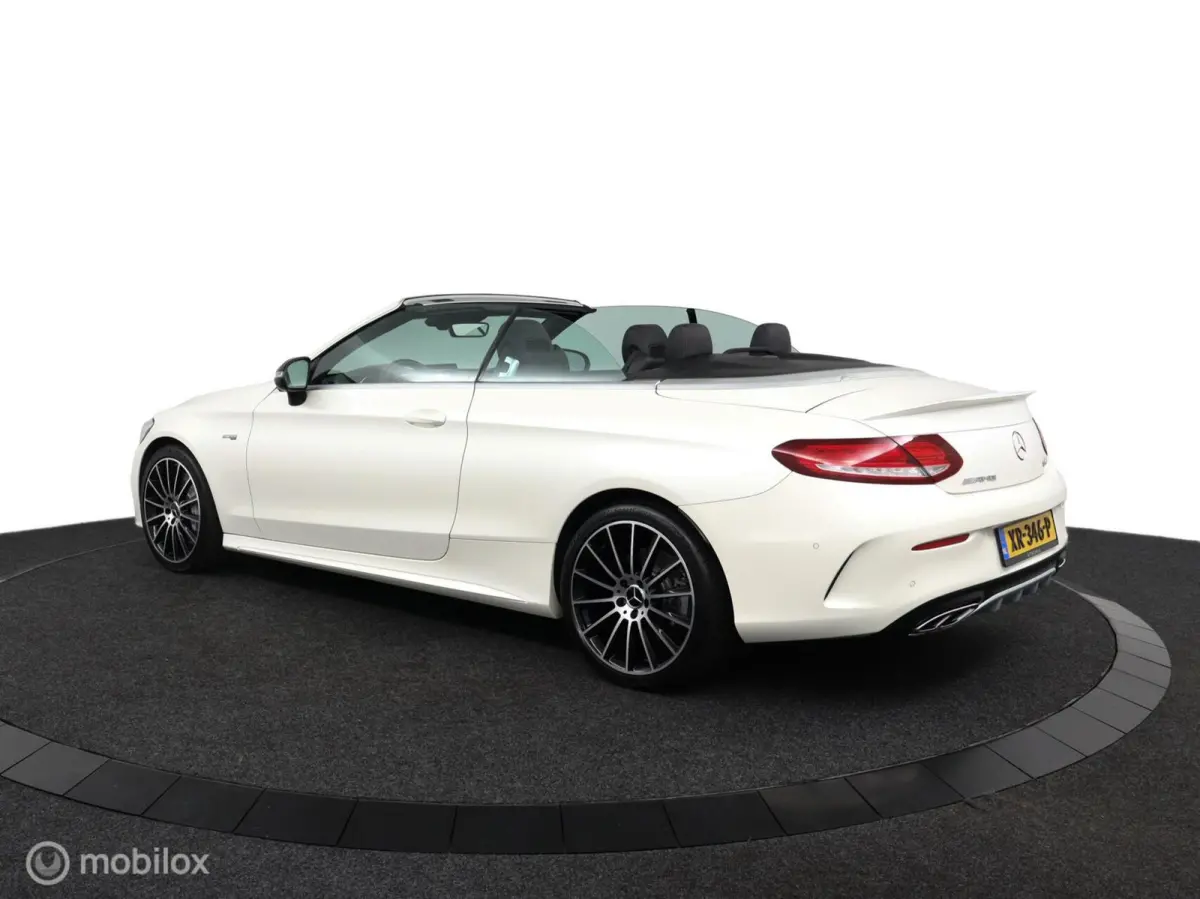 AMG 43 4MATIC 367Pk Aut-9 | full-option | Zwart-leder | Stoelverw./koeling | Sportuitlaat | parelmoer wit metallic |Carbon inleg |elec. stoelen met geheugen| Burmester Audio | DEALER-STAAT