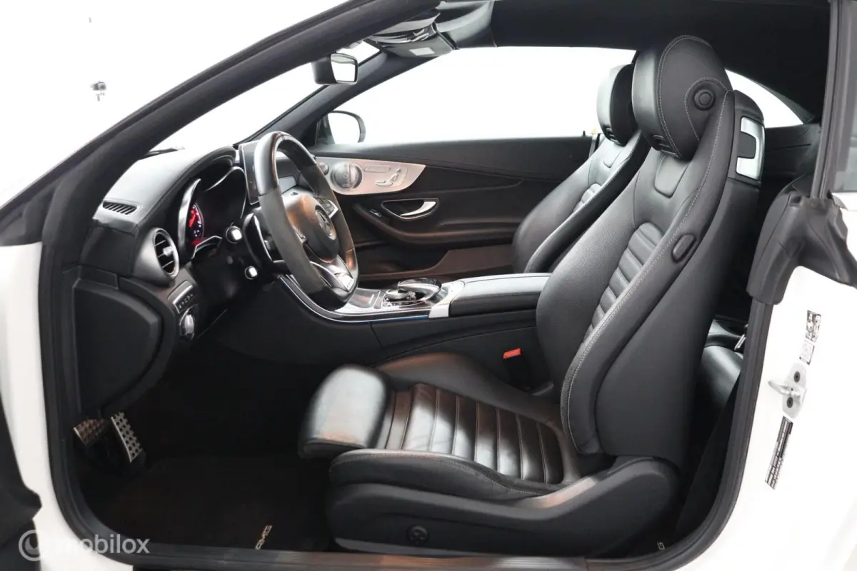 AMG 43 4MATIC 367Pk Aut-9 | full-option | Zwart-leder | Stoelverw./koeling | Sportuitlaat | parelmoer wit metallic |Carbon inleg |elec. stoelen met geheugen| Burmester Audio | DEALER-STAAT