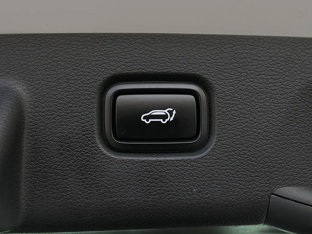 1.6 T-GDi MHEV DynamicPlusLine | Panoramadak | 360°-camera | Stoelventilatie | Apple-/Android Carplay | Stoelverwarming V+A | Leder | ACC | Dodehoek detectie | Dealer onderhouden