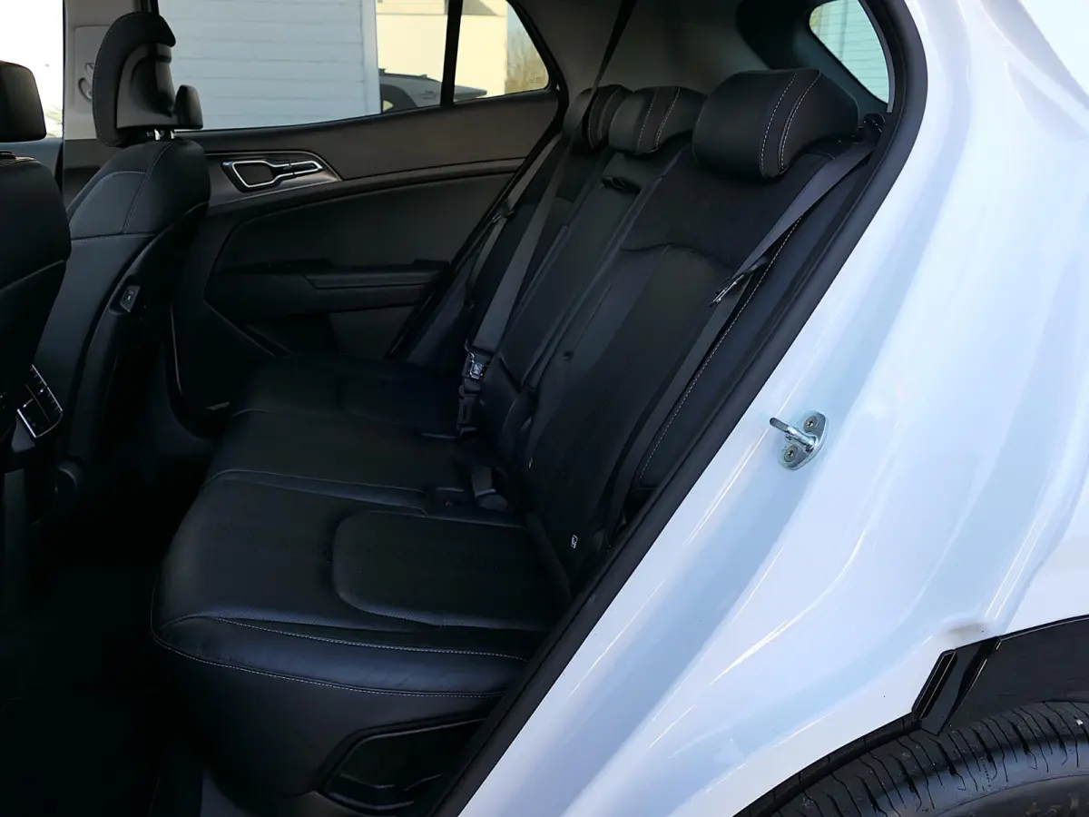 1.6 T-GDi MHEV DynamicPlusLine | Panoramadak | 360°-camera | Stoelventilatie | Apple-/Android Carplay | Stoelverwarming V+A | Leder | ACC | Dodehoek detectie | Dealer onderhouden