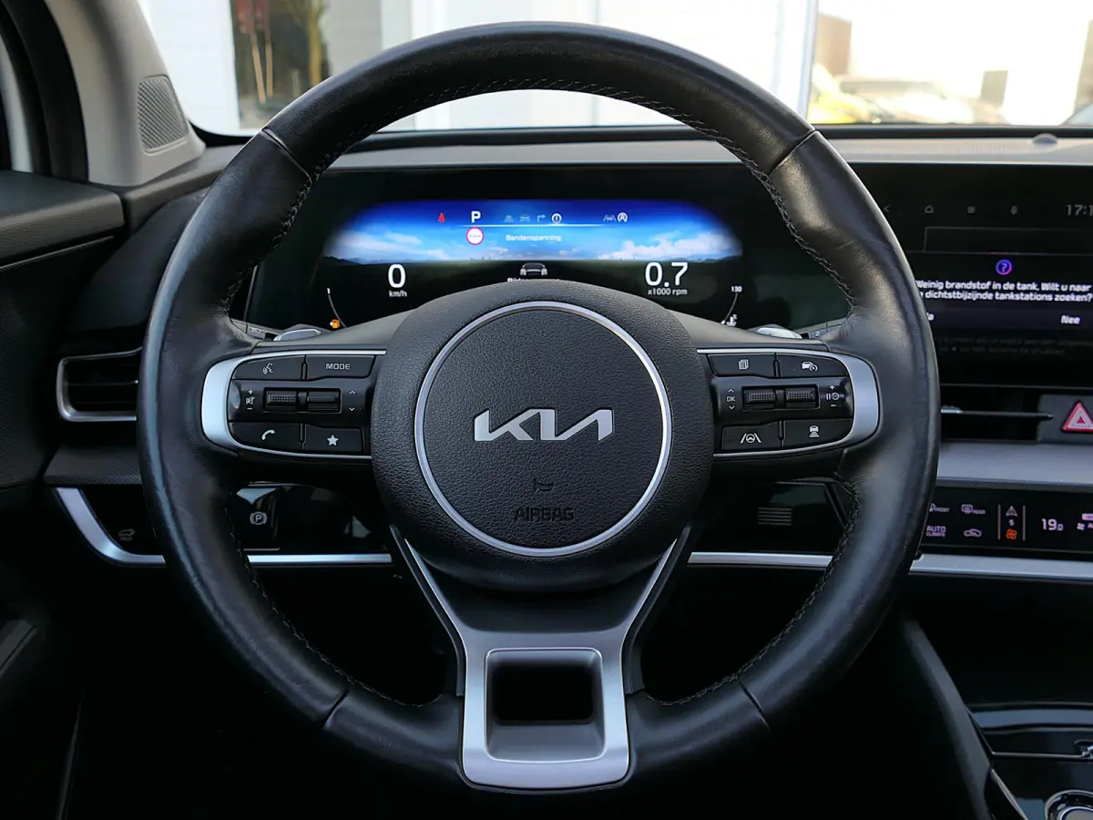 1.6 T-GDi MHEV DynamicPlusLine | Panoramadak | 360°-camera | Stoelventilatie | Apple-/Android Carplay | Stoelverwarming V+A | Leder | ACC | Dodehoek detectie | Dealer onderhouden