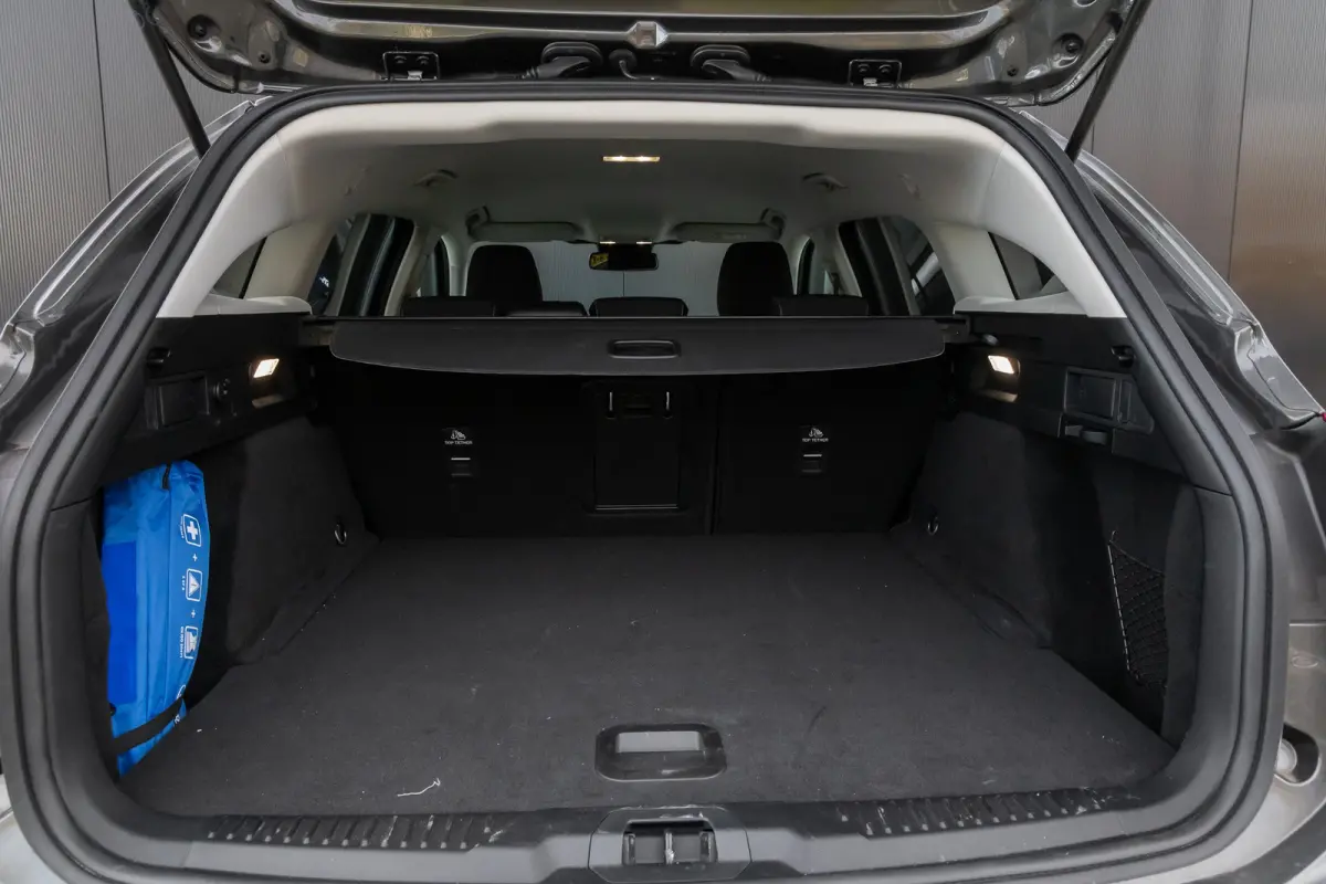 1.0 EcoBoost Hybrid Titanium X | WINTER PACK | AGR-STOELEN | B&O | Achteruitrijcamera | Airco (automatisch) | Binnenspiegel automatisch dimmend