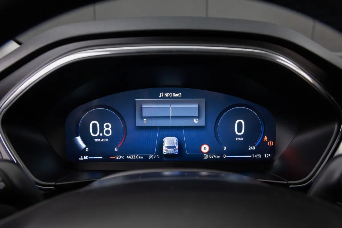 1.0 EcoBoost Hybrid Titanium X | WINTER PACK | AGR-STOELEN | B&O | Achteruitrijcamera | Airco (automatisch) | Binnenspiegel automatisch dimmend