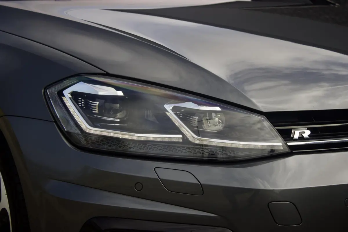 7.5 2.0 TSI R | Indium Grey - Pano - APR