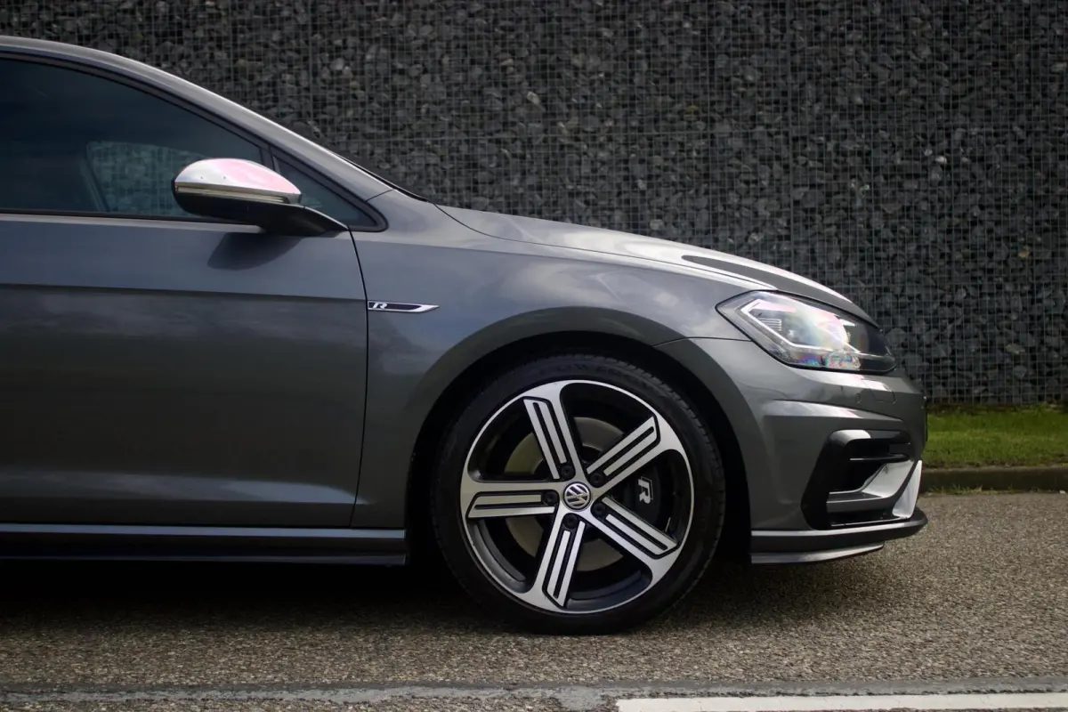 7.5 2.0 TSI R | Indium Grey - Pano - APR