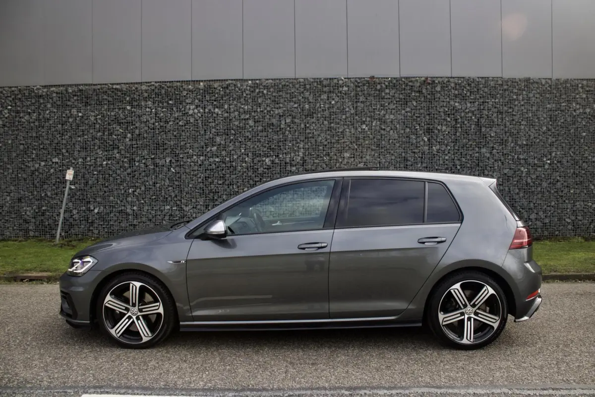 7.5 2.0 TSI R | Indium Grey - Pano - APR
