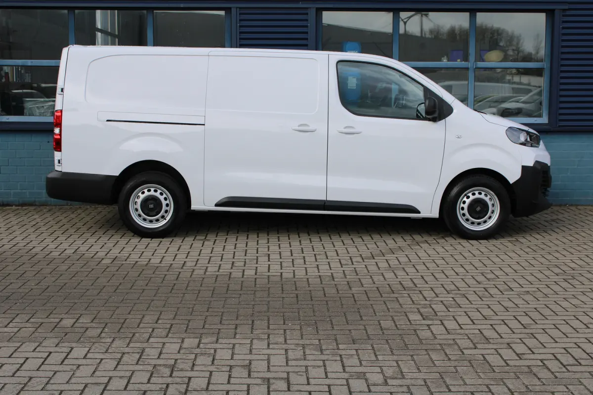 L3 2.0 145 PK - Fiat Scudo | PRIJS INCL REST BPM!! | NAVI | DIGITALE BINNENSPIEGEL | BETIMMERING LAADRUIMTE | NIEUWE AUTO!