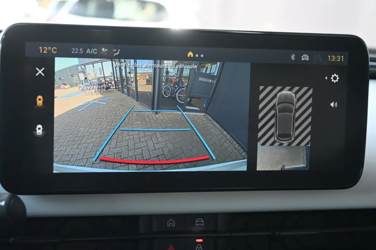 Icon VOORRAAD-ACTIE! | 8 Jaar Fabrieksgarantie | ALL-seasonbanden | Carplay | Stoelverwarming
