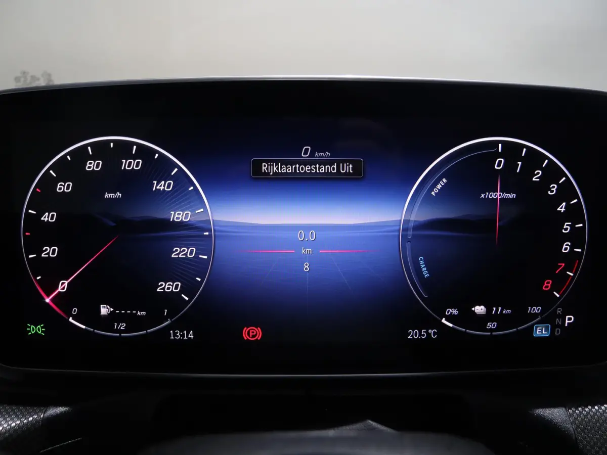 300e Business Solution AMG | Panoramaschuifdak | Nightpakket | Burmester | Head-Up |
