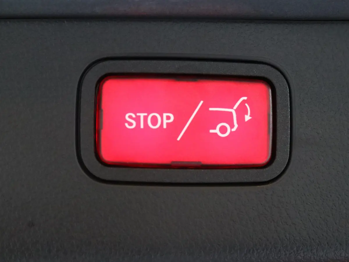 300e Business Solution AMG | Panoramaschuifdak | Nightpakket | Burmester | Head-Up |