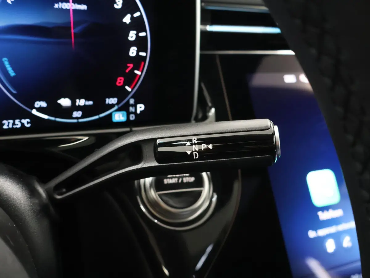 300e Sport Edition | Panoramaschuifdak | Nightpakket | Premium plus pakket | Rijassistentiepakket Plus | Stoelventilatie | Burmester | 360° camera |