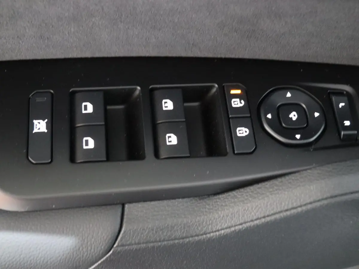 1.6 T-GDi Hybrid GT-Line | Head-up Display | Stoelverwarming | Camera | Schuif/kanteldak |