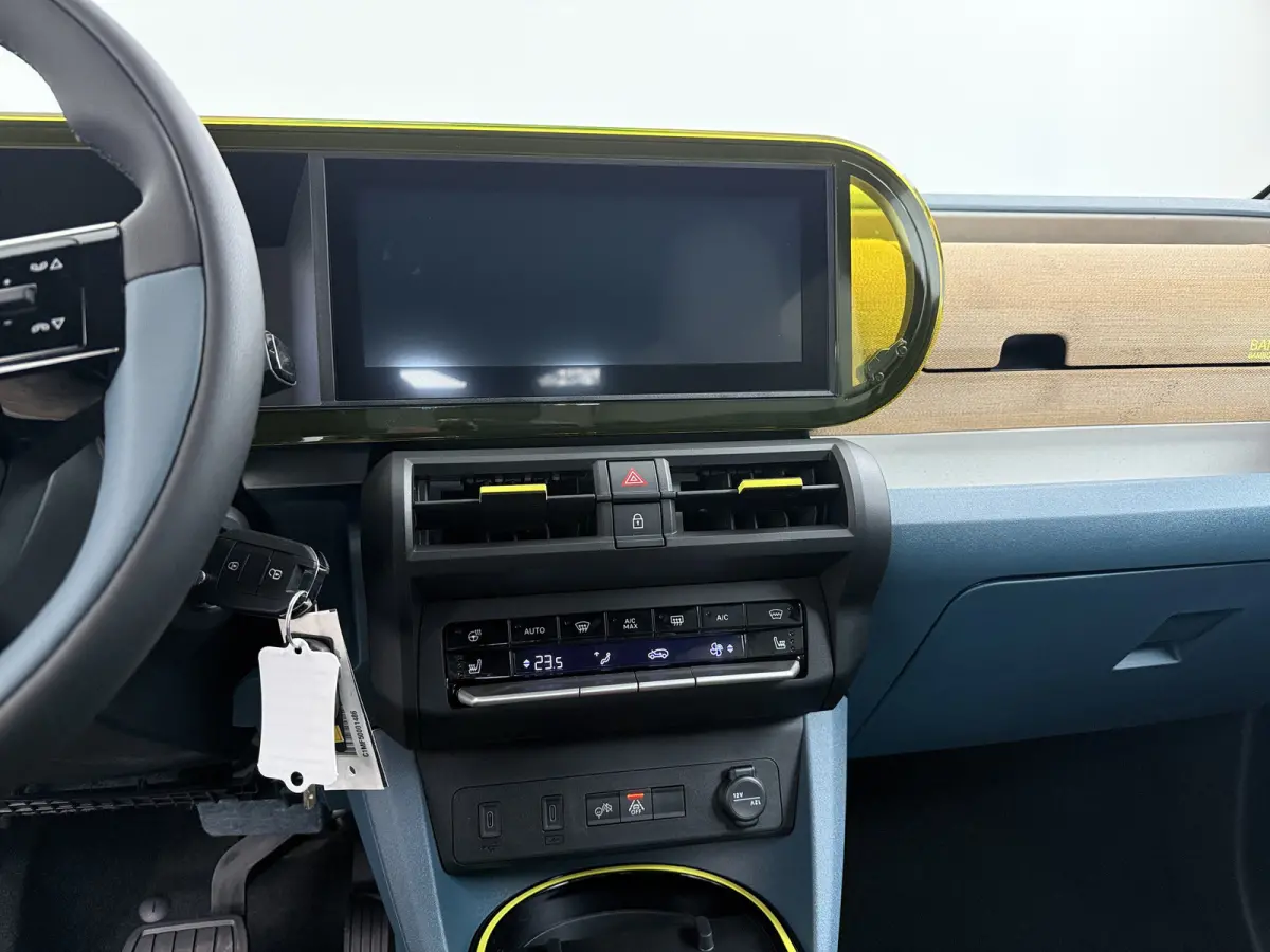 La Prima | 10,25" touchscreen radio met Bluetooth, DAB & USB én Navigatie | Automatische airconditioning | Bandenreparatieset Fix & Go