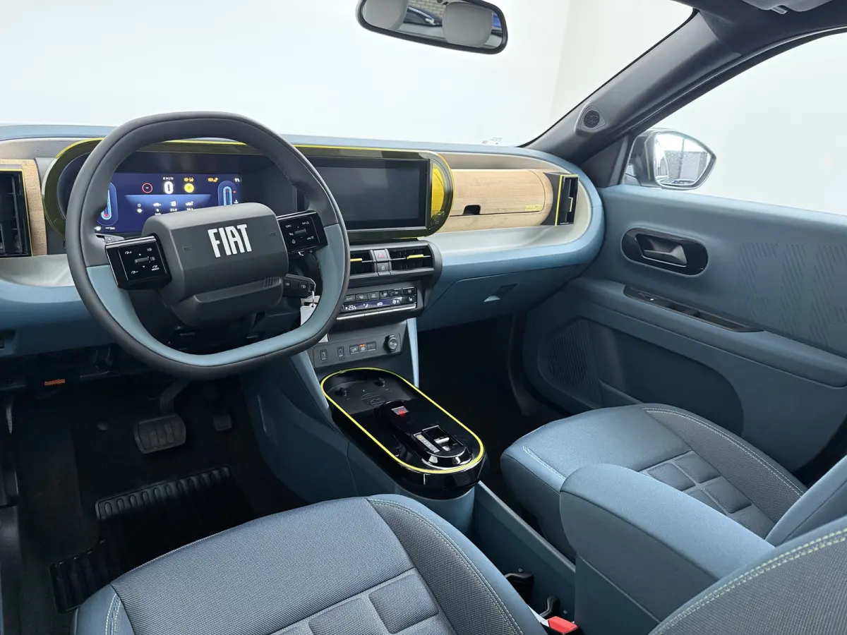 La Prima | 10,25" touchscreen radio met Bluetooth, DAB & USB én Navigatie | Automatische airconditioning | Bandenreparatieset Fix & Go