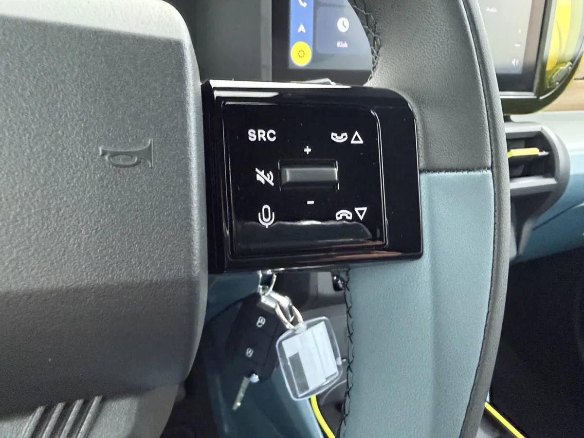 La Prima | 10,25" touchscreen radio met Bluetooth, DAB & USB én Navigatie | Automatische airconditioning | Bandenreparatieset Fix & Go