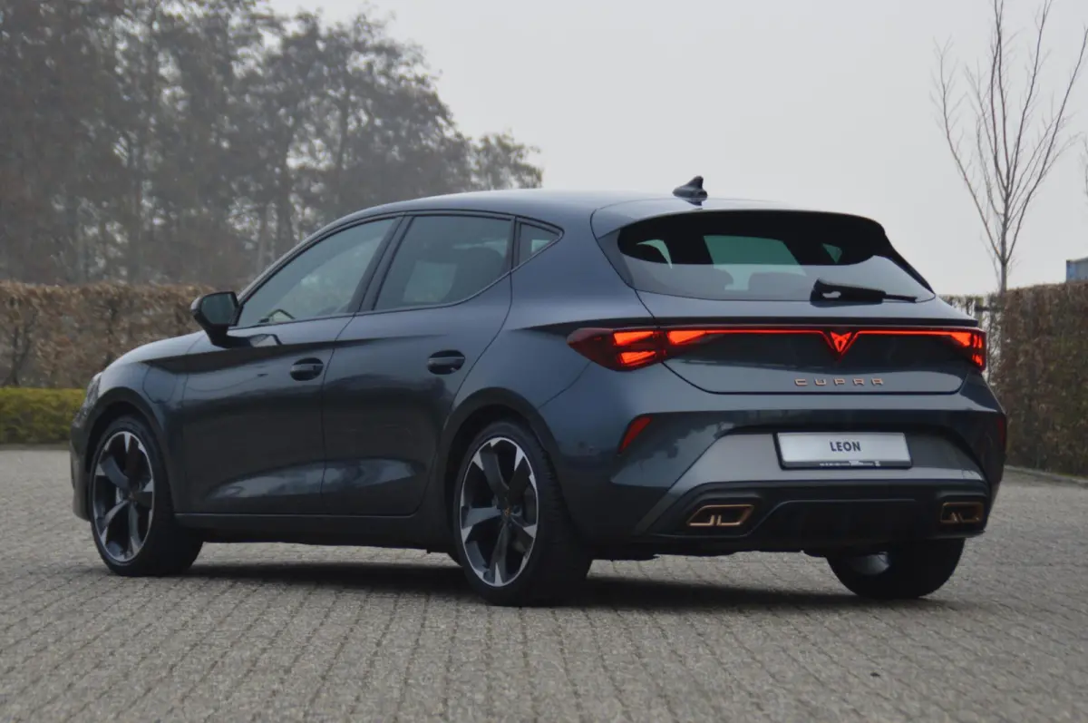 1.5 TSI e-Hybrid 204 pk Business PHEV