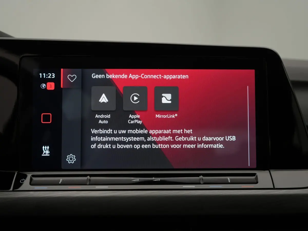 1.4 eHybrid Style | Apple/Android Play | Camera | Adaptive Cruise | Comfortstoel(en) | Full-LED | Keyless | PDC V+A | Sfeerverlichting | Virtual Cockpit | 12 Maand BOVAG Garantie! |