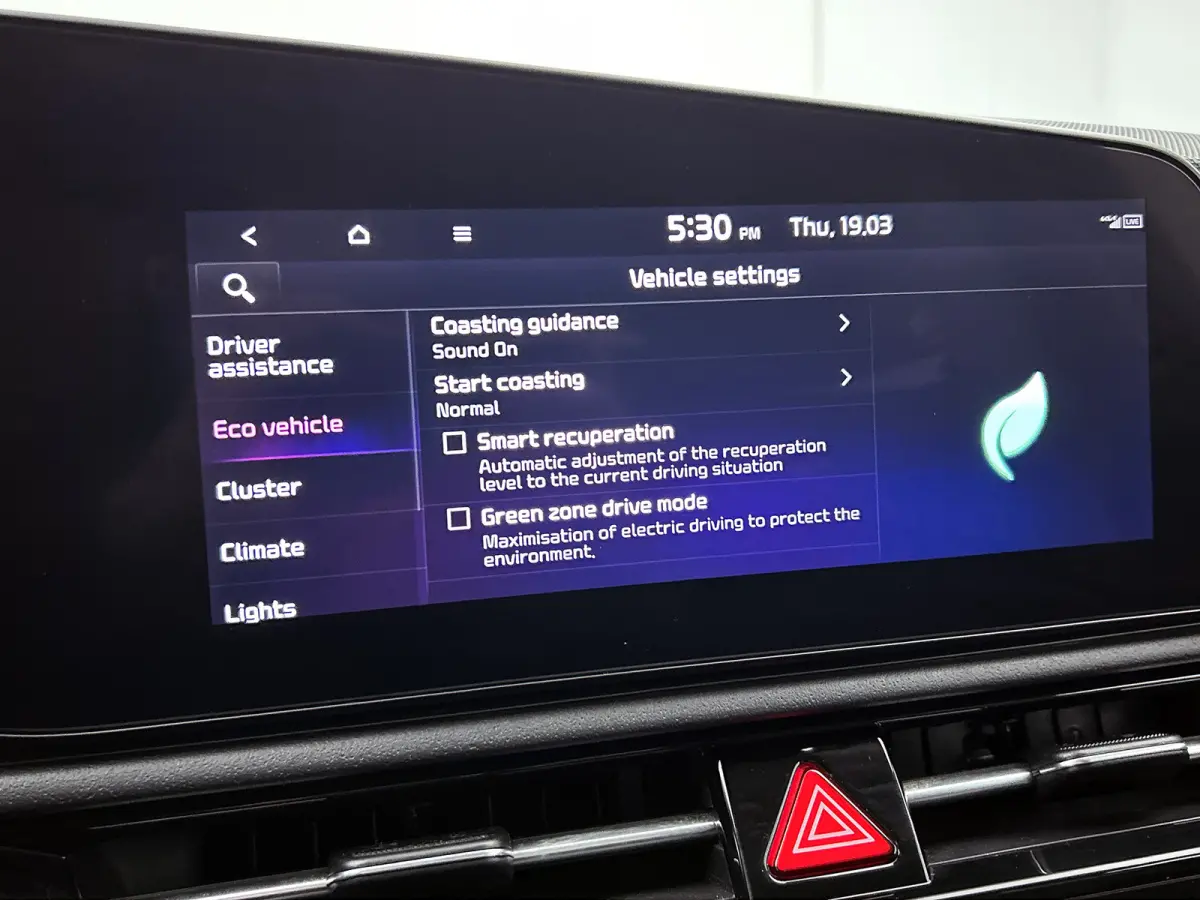 1.6 GDi Hybrid DynamicPlusLine | CAMERA | NAVI | WINTERPACK | ELEKTR. STOEL | ELEKTR. A-KLEP