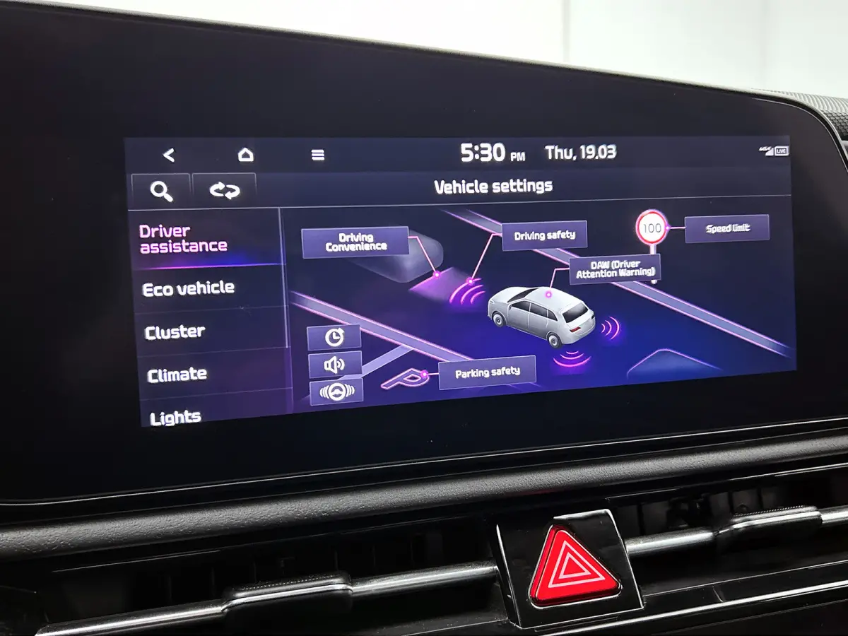 1.6 GDi Hybrid DynamicPlusLine | CAMERA | NAVI | WINTERPACK | ELEKTR. STOEL | ELEKTR. A-KLEP