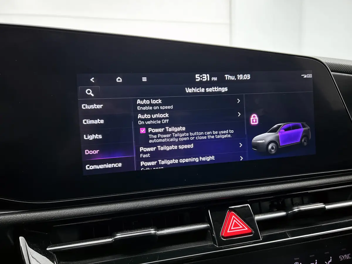 1.6 GDi Hybrid DynamicPlusLine | CAMERA | NAVI | WINTERPACK | ELEKTR. STOEL | ELEKTR. A-KLEP