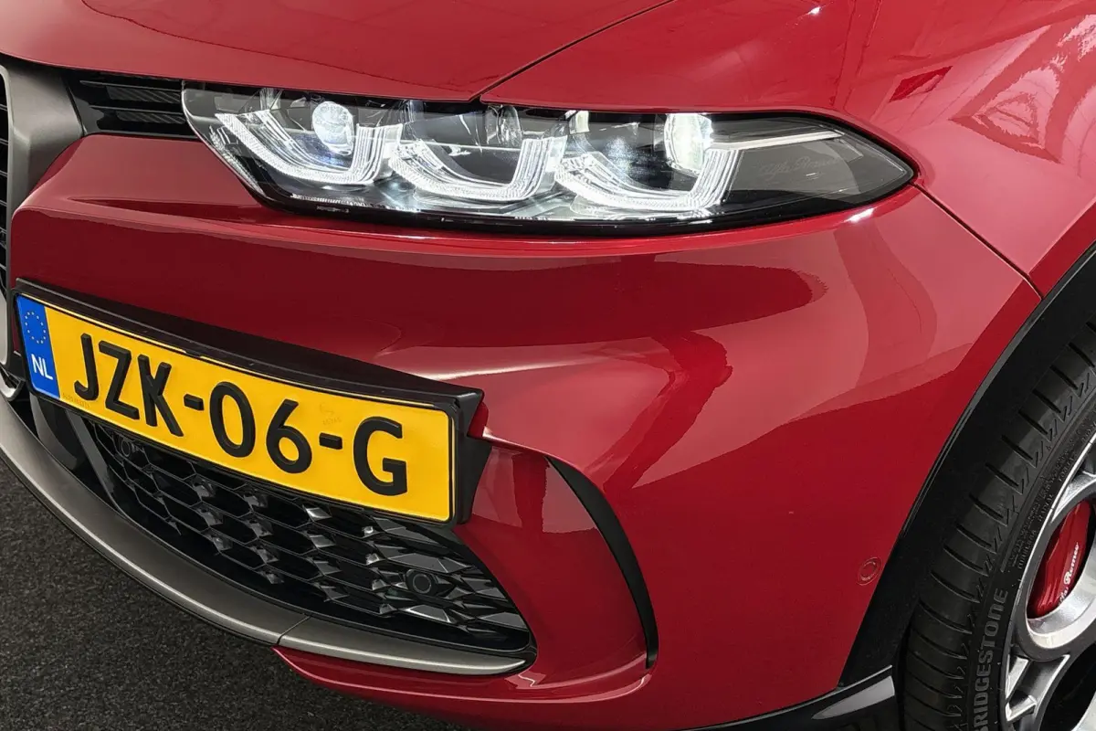 1.3T PHEV Edizione Speciale / 20'' / LED / Rosso Alfa / 88 KM!