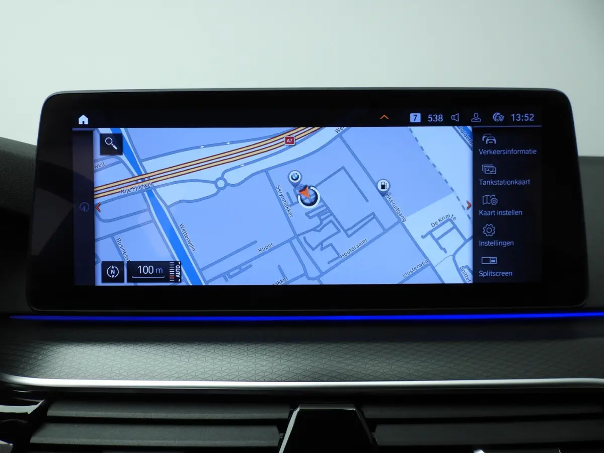 530i | M-Sportpakket | Laserlicht | Leder | Navigatie | Comfortzetels | Stoelverwarming | DAB | Hifi speakers | Alu 18 inch