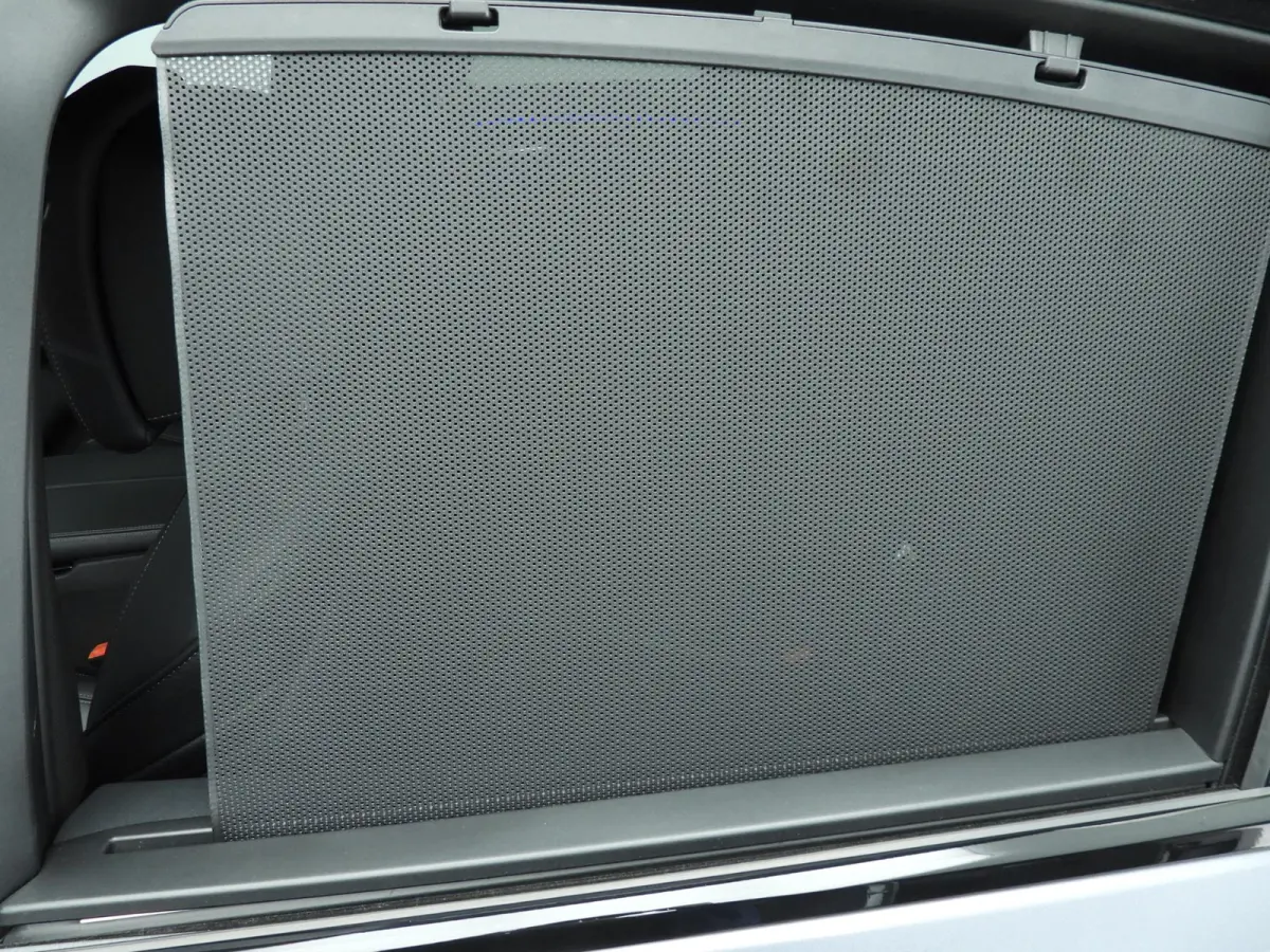 530i | M-Sportpakket | Laserlicht | Leder | Navigatie | Comfortzetels | Stoelverwarming | DAB | Hifi speakers | Alu 18 inch
