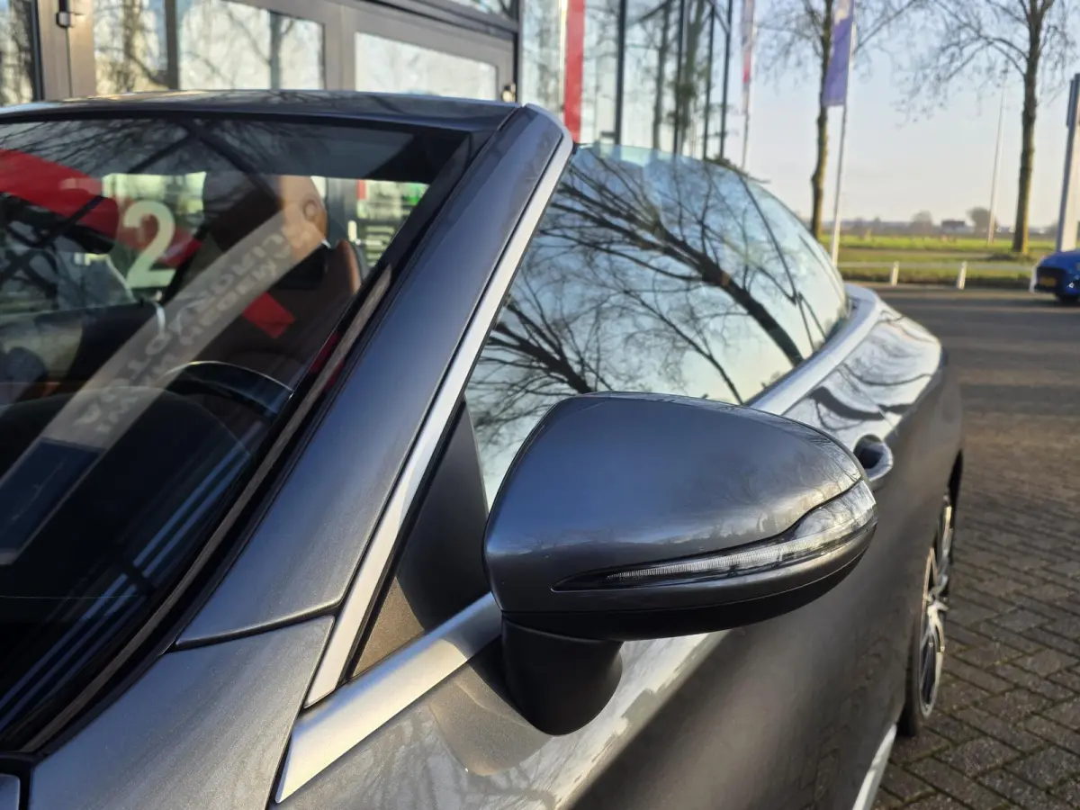 180 Prestige AMG-Styling AUTOMAAT | Leer | Navigatie | 19 inch | Cruise Control | Climate Control