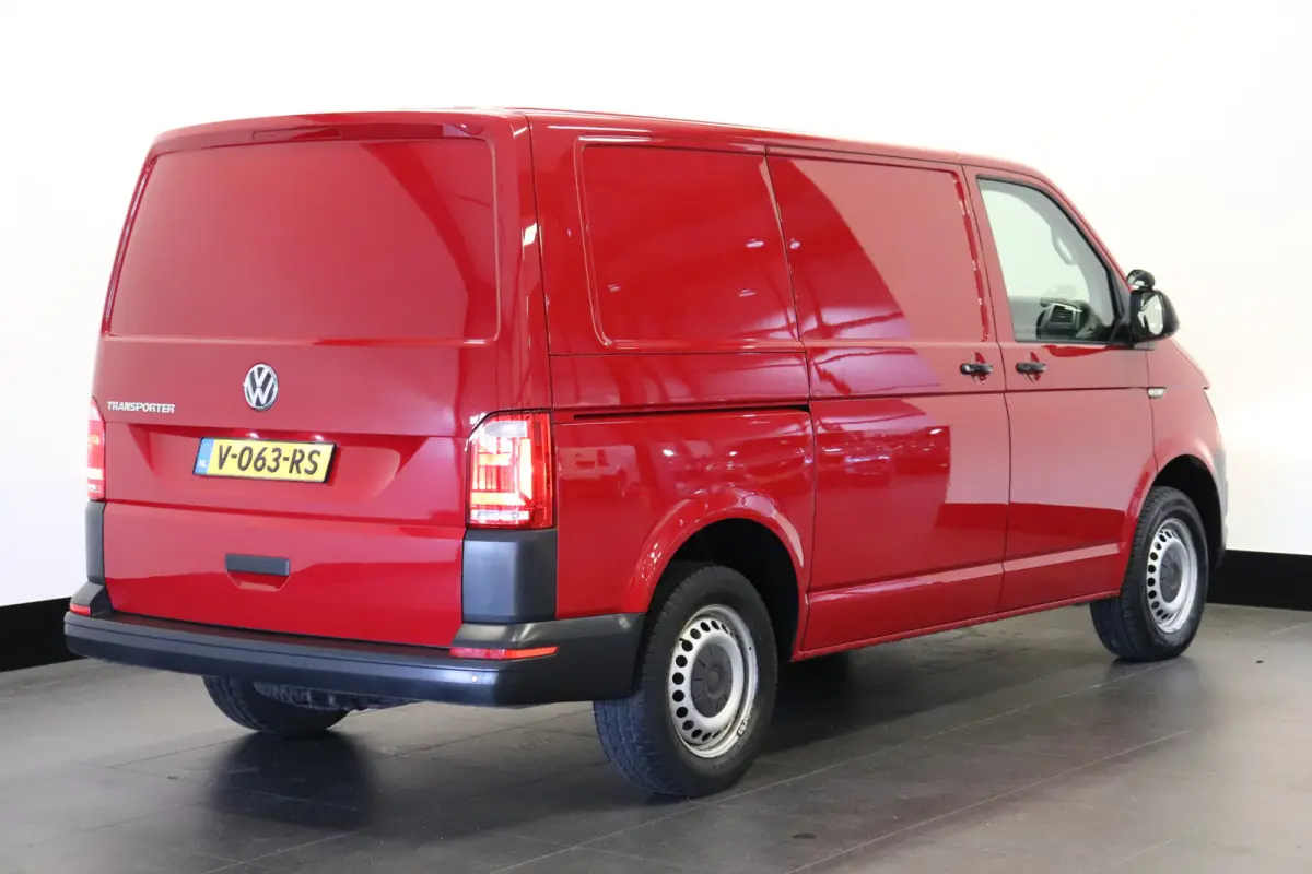 2.0 TDI 150PK Automaat EURO 6 - Airco - Cruise - PDC -  € 15.900,- Excl.