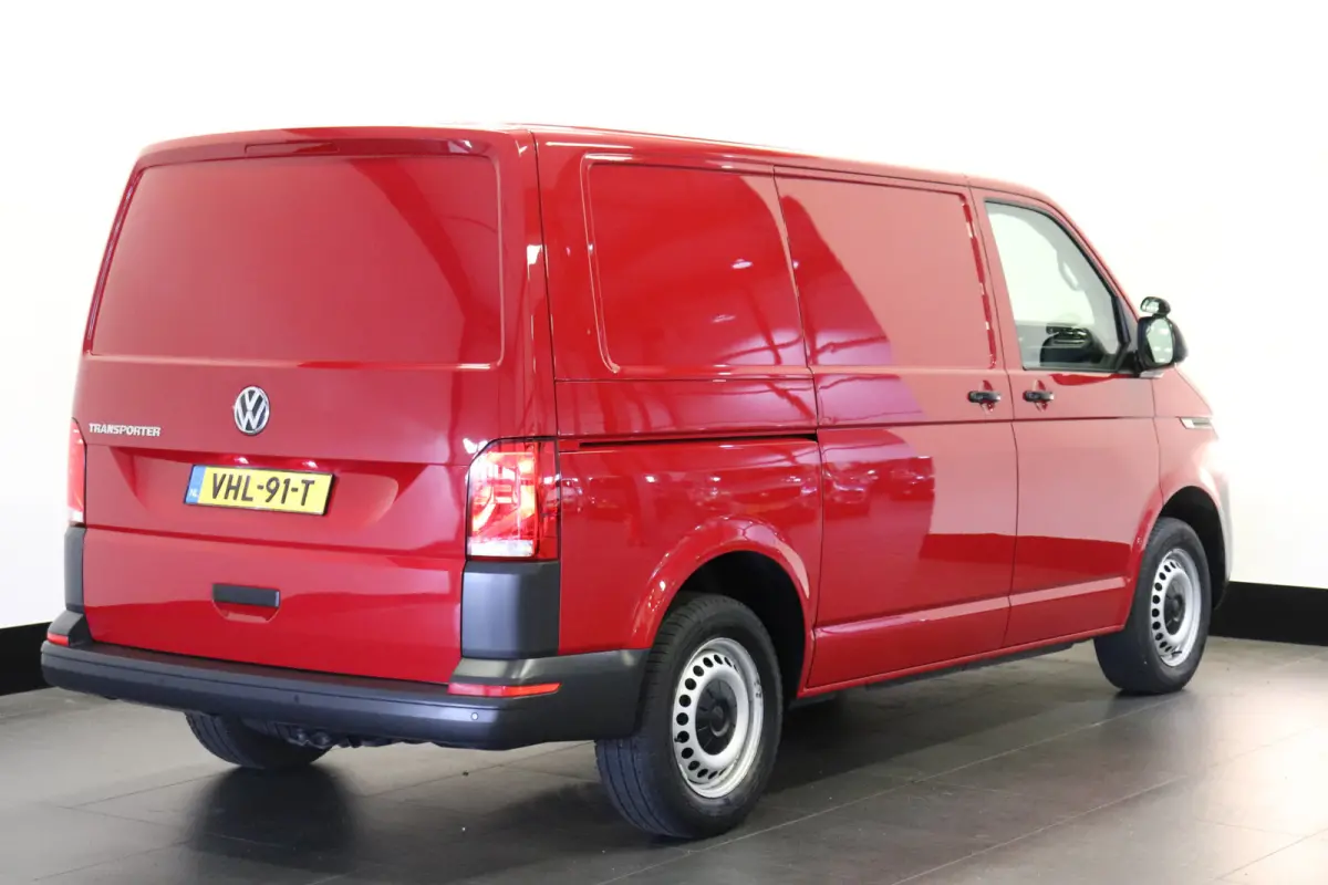 2.0 TDI 150PK Automaat EURO 6 - Airco - Cruise - PDC - € 13.950,- Excl.