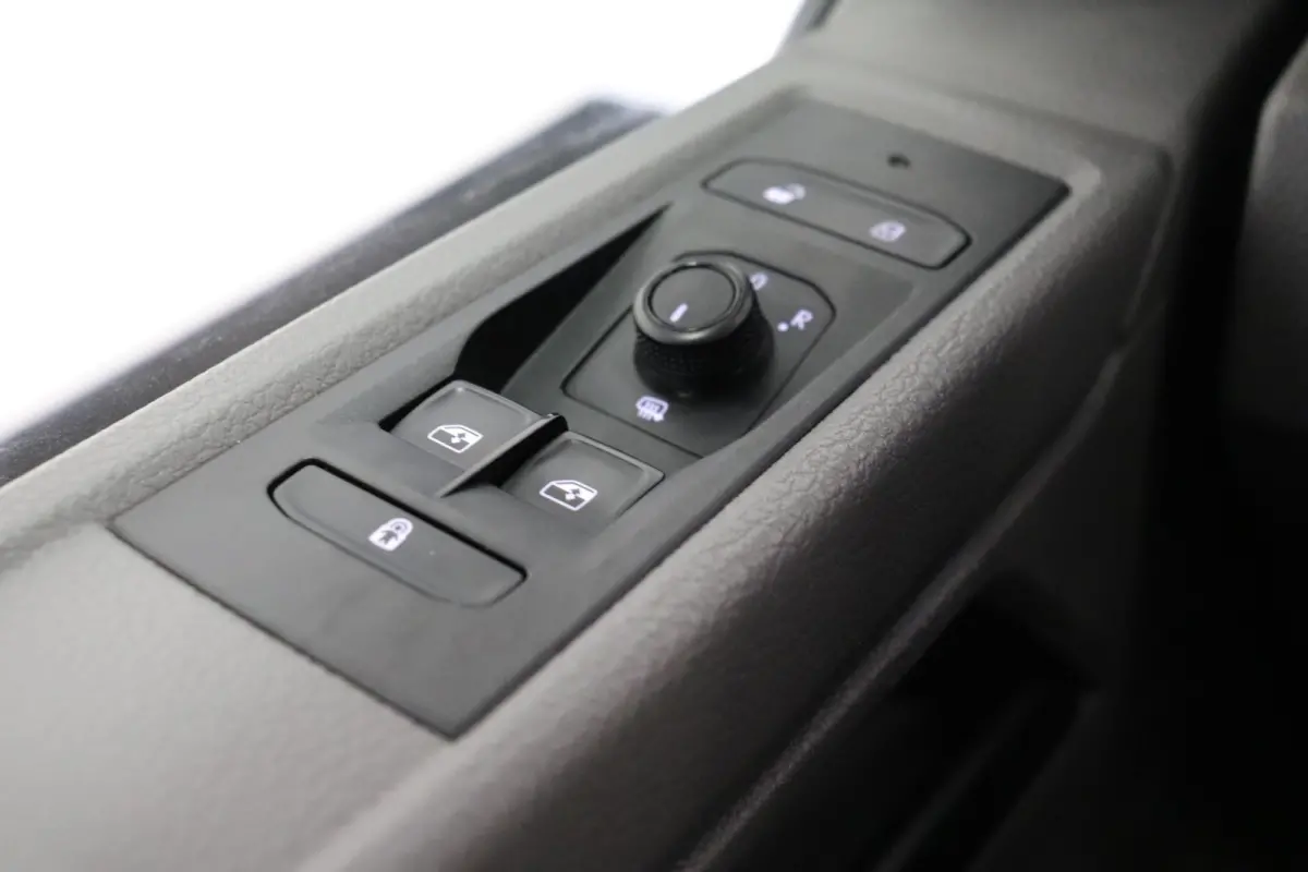 2.0 TDI 150PK Automaat EURO 6 - Airco - Cruise - PDC - € 13.950,- Excl.