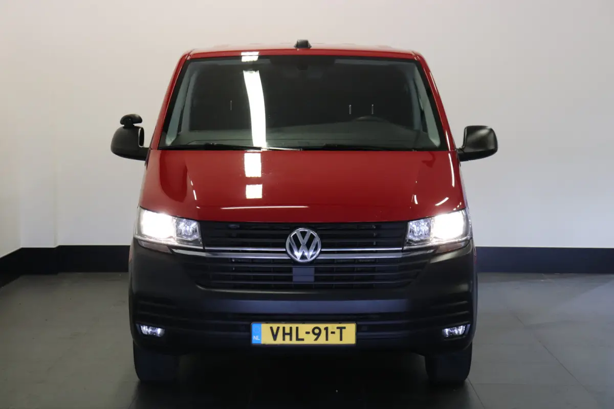 2.0 TDI 150PK Automaat EURO 6 - Airco - Cruise - PDC - € 13.950,- Excl.