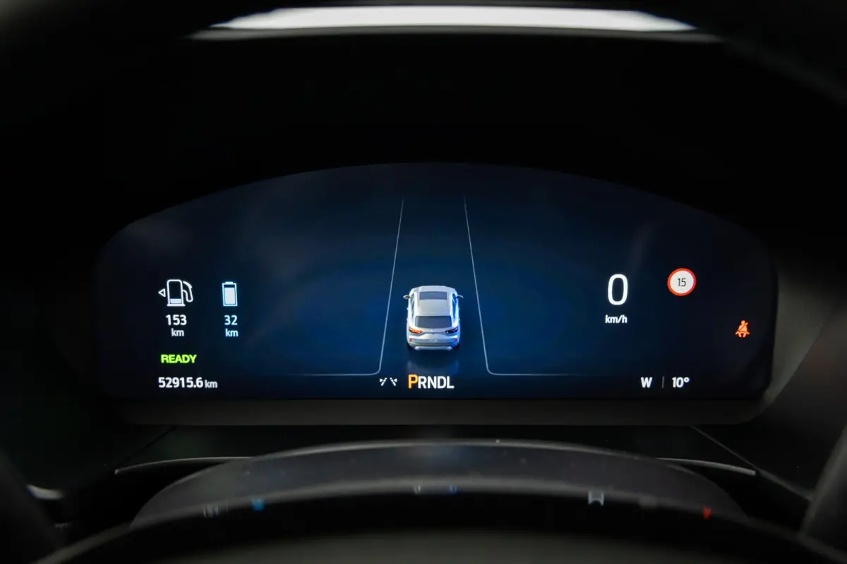 2.5 PHEV Titanium | Electrische trekhaak | 2100kg trekgewicht | Winter-pack | 360 camera | Adaptieve cruise | Dodehoek detectie | Led-verlichting | Keyless | Privacy-glass