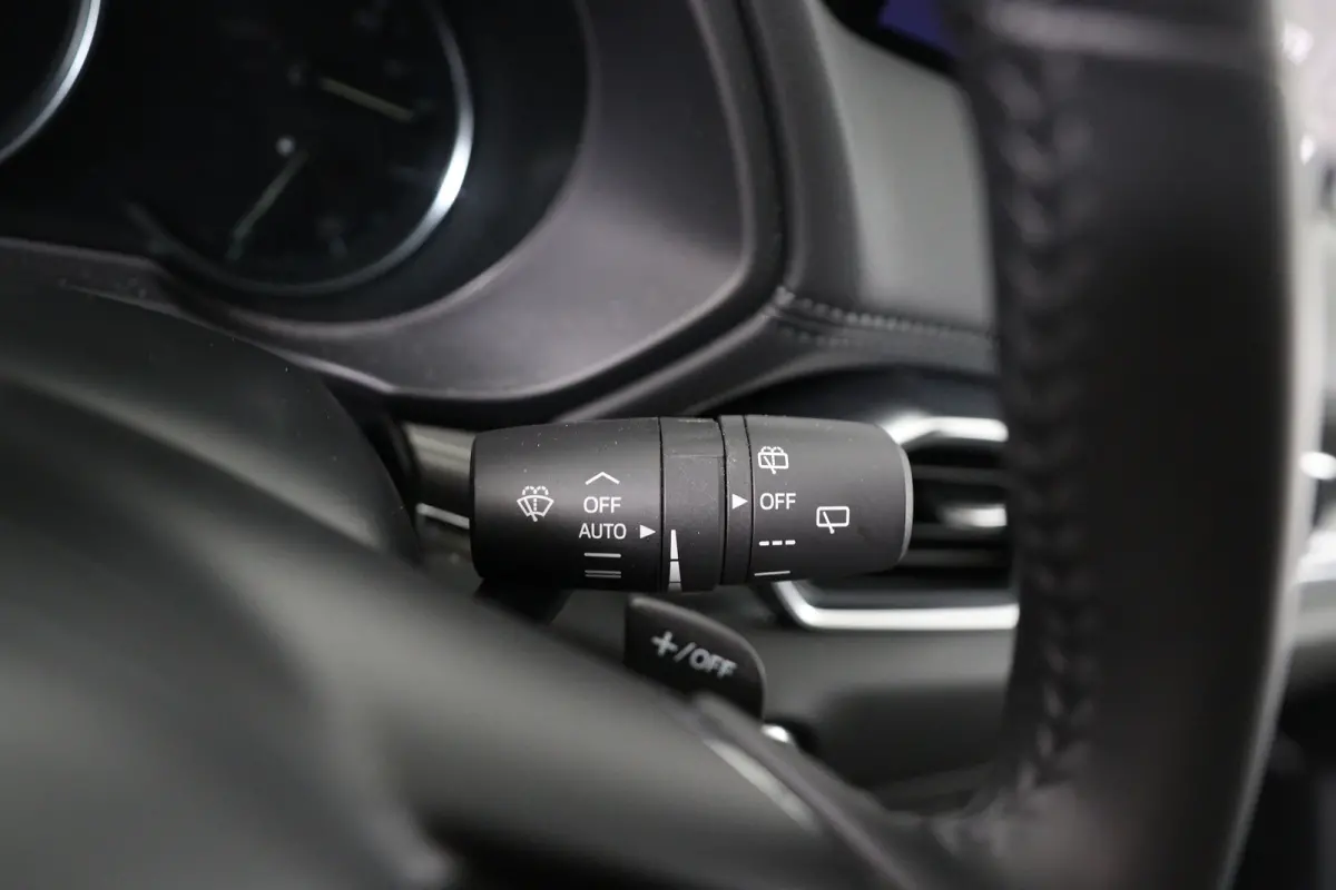 2.0 e-SkyActiv-G M Hybrid 165 Exclusive-Line | Dealer Onderhouden! | Trekhaak | BOSE | HUD | Stoel/Stuurverwarming | 360 Camera | Navigatie | Climate control | LEF | Cruise Adaptive