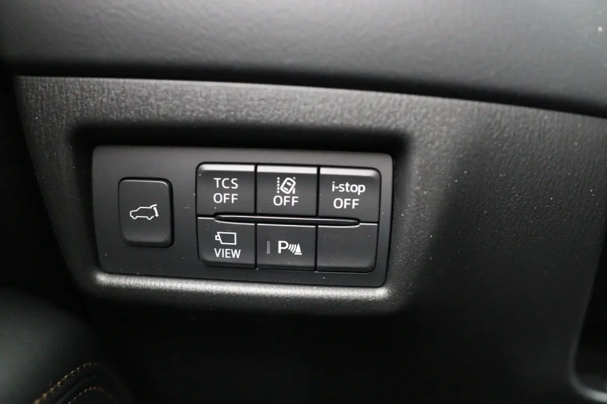 2.0 e-SkyActiv-G M Hybrid 165 Exclusive-Line | Dealer Onderhouden! | Trekhaak | BOSE | HUD | Stoel/Stuurverwarming | 360 Camera | Navigatie | Climate control | LEF | Cruise Adaptive