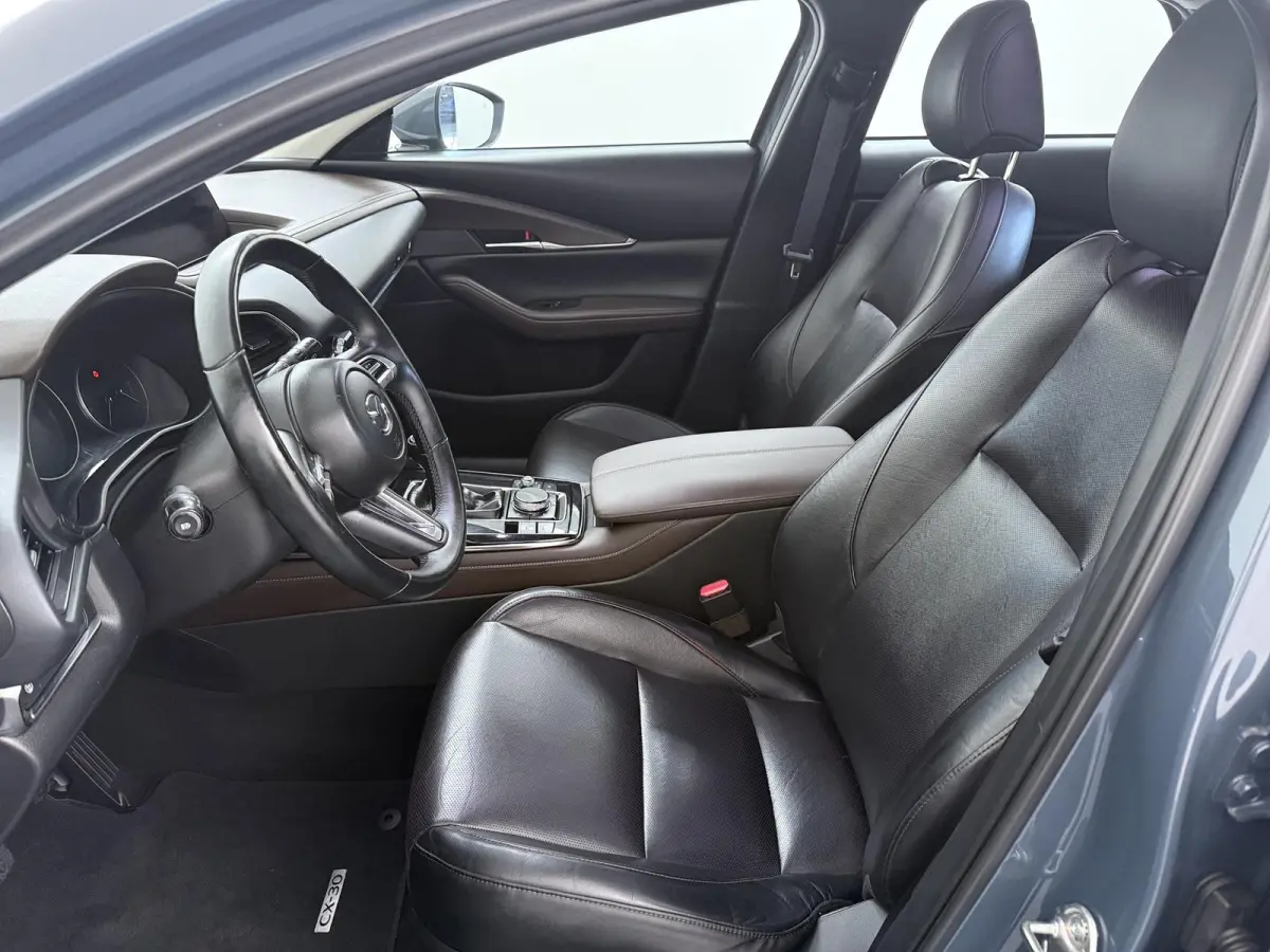 2.0 e-SkyActiv-G M Hybrid Comfort | Lederen Bekl. | Parkeercamera | Navigatie |