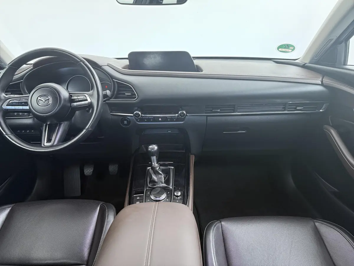 2.0 e-SkyActiv-G M Hybrid Comfort | Lederen Bekl. | Parkeercamera | Navigatie |