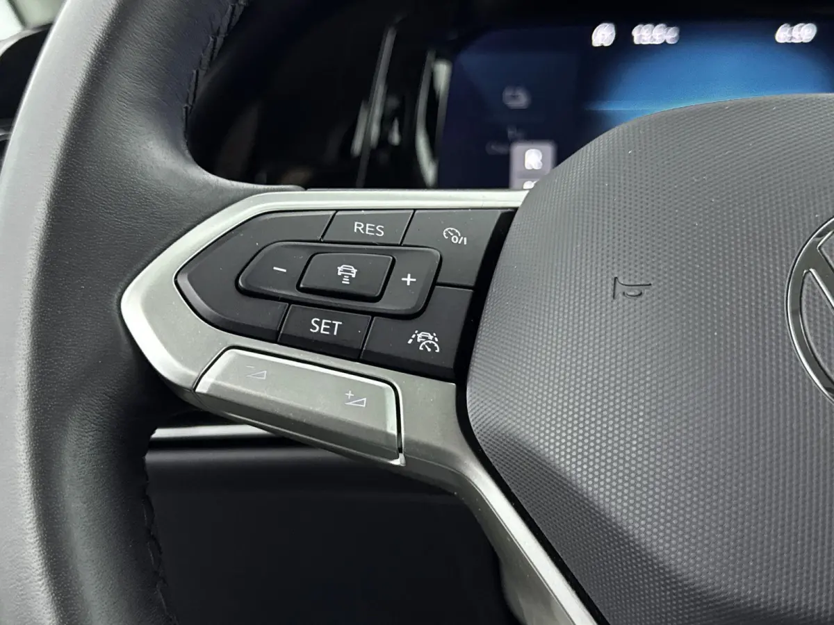 1.4 eHybrid Style PHEV 204PK | COMFORTSTOELEN | NAVIGATIE | CAMERA | CARPLAY |