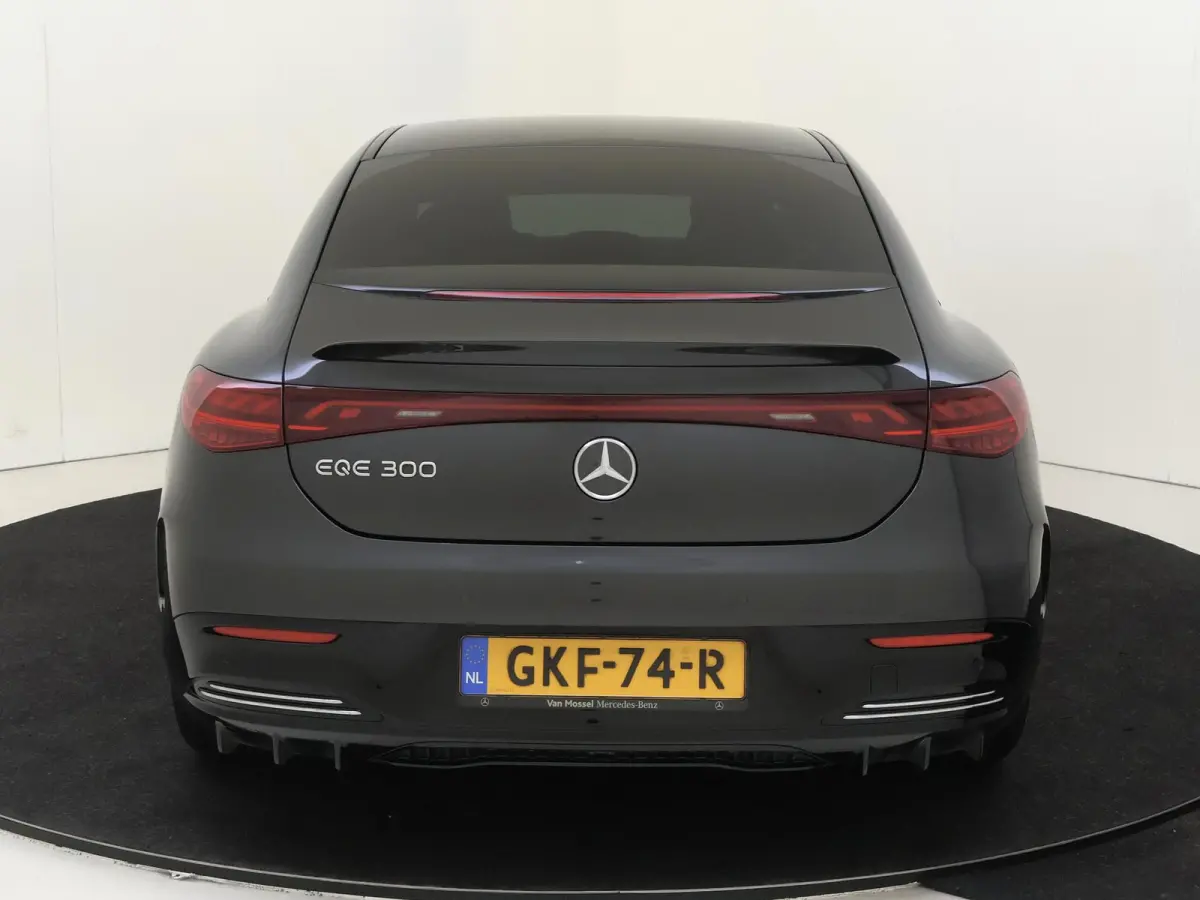 300 Sport Edition 89 kWh / Memory-Stoelen / Achteruitrijcamera /