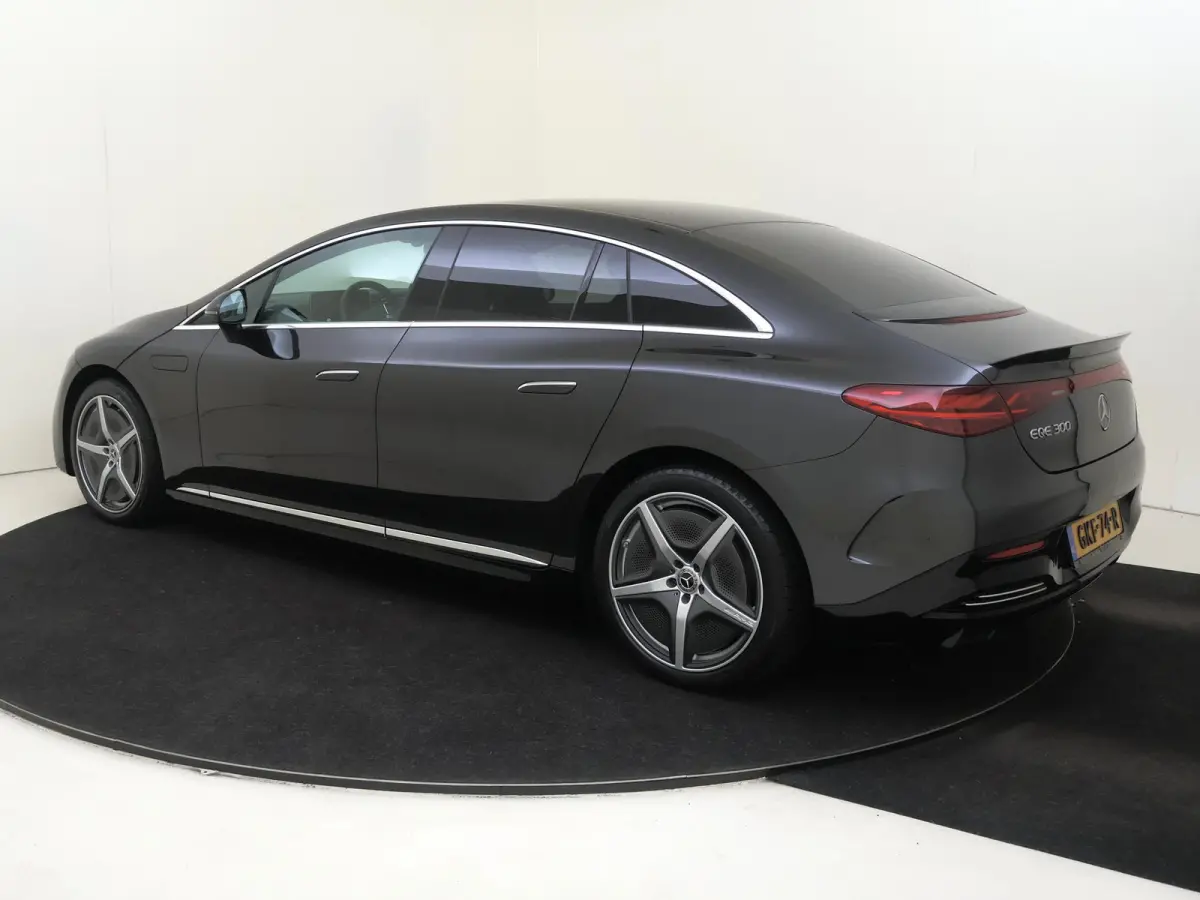 300 Sport Edition 89 kWh / Memory-Stoelen / Achteruitrijcamera /